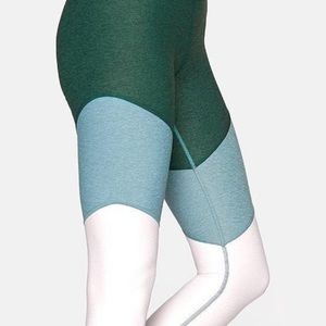 Outdoor Voices 7/8 Springs Leggings green multi M